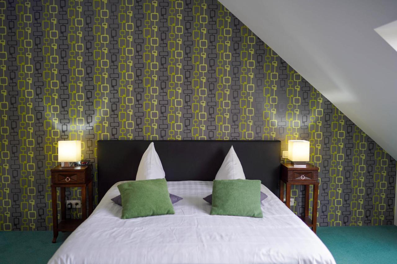 Hotel Prins Van Oranje Дийст Екстериор снимка