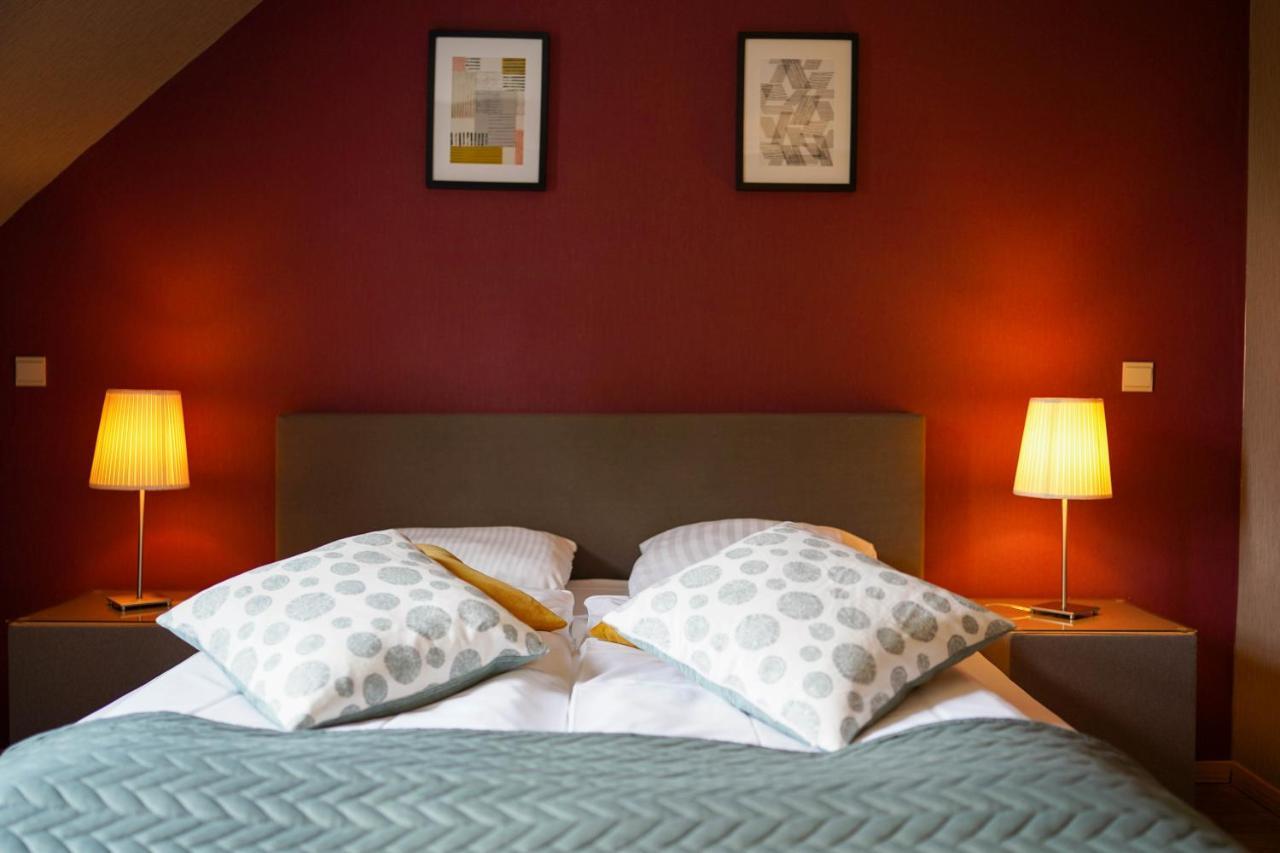 Hotel Prins Van Oranje Дийст Екстериор снимка