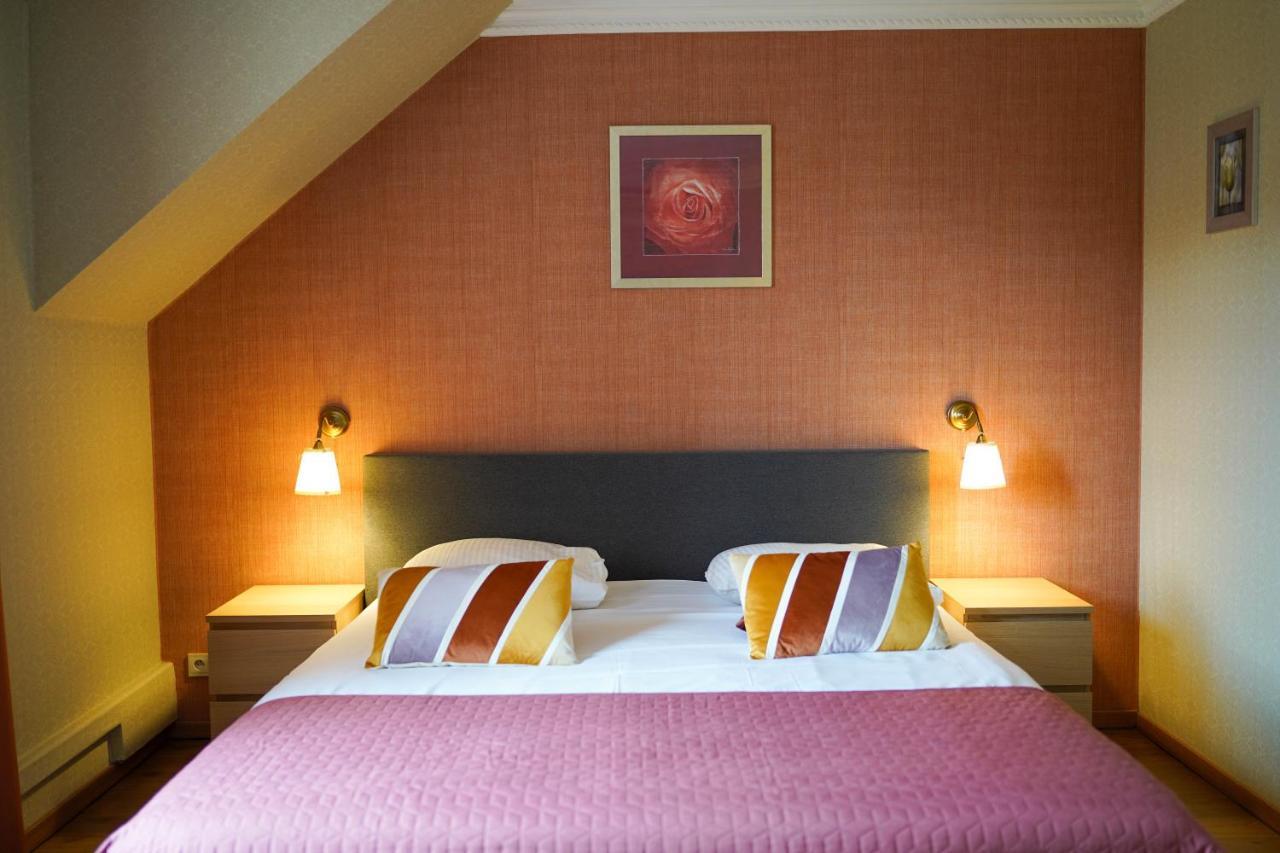 Hotel Prins Van Oranje Дийст Екстериор снимка