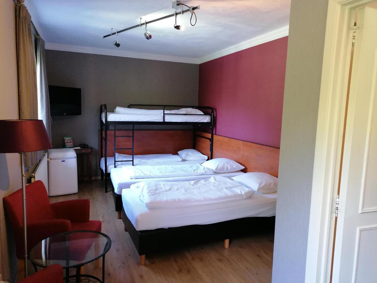 Hotel Prins Van Oranje Дийст Екстериор снимка