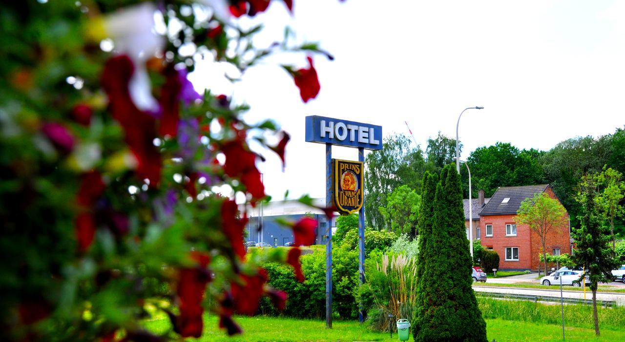Hotel Prins Van Oranje Дийст Екстериор снимка